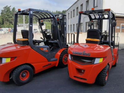 Diesel forklift D3500 delivery to the company "GRAANUL INVEST" 2